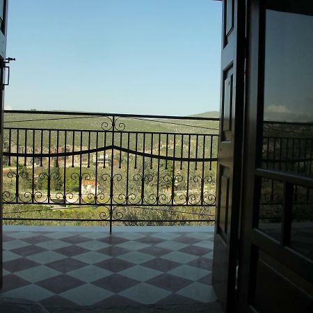 Ample Modern Country Home Néa Epidavros Exterior foto